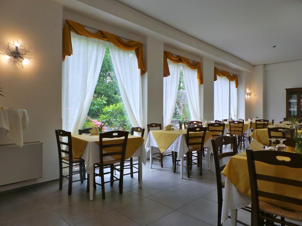 Hotel La Congiura Dei Baroni Teggiano Exterior foto