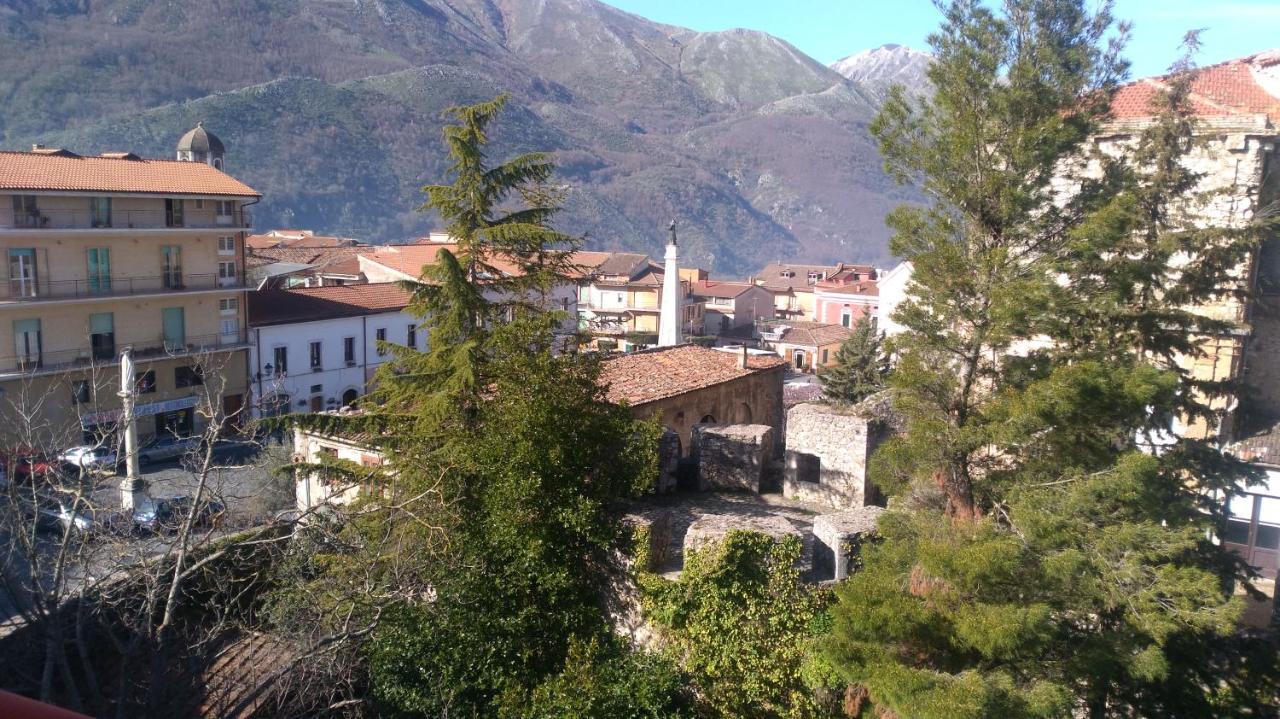 Hotel La Congiura Dei Baroni Teggiano Exterior foto